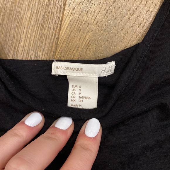 Black long pant jumper from H&M - Picture 3 of 4